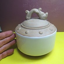 【競標網】漂亮景德鎮單龍大白釉陶瓷造型大茶葉瓶130mm(天天超低價起標、價高得標、限量一件、標到賺到)