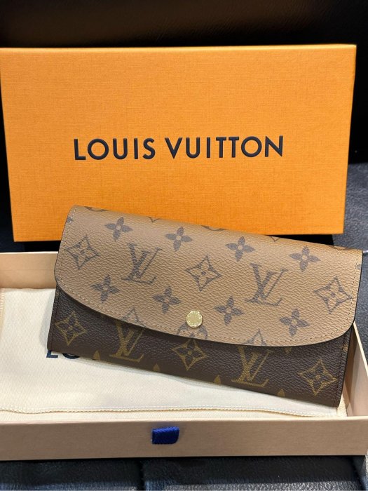 【EZ兔購】正品 LV LOUIS VUITTON M82157 Emilie 錢包 長夾現貨 全配