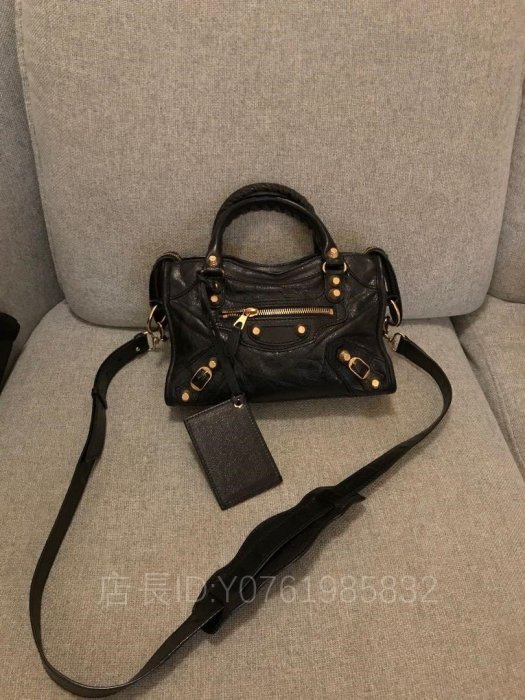 極美二手正品BALENCIAGA 300295 黑色 金扣 Mini City bag 機車包（已售）