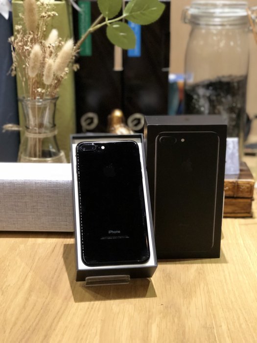 二手美品 iPhone 7 plus 128G 曜石黑 6s 8 11 Xs Pro Max 64G 256G 金銀粉紅