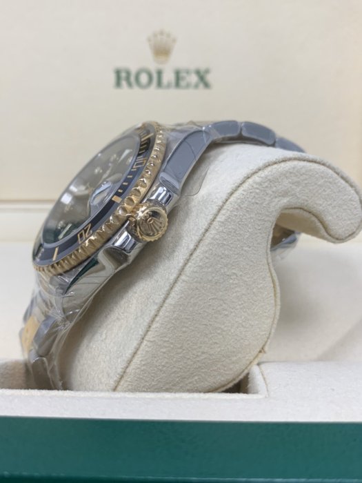 已售出【永大精品】Rolex 勞力士 Submariner 116613GLN 潛航者系列 原廠鑽石時標 116613