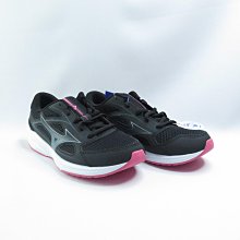 Mizuno K1GA240121 MAXIMIZER 26 女款 慢跑鞋 3E寬楦 黑白【iSport愛運動】