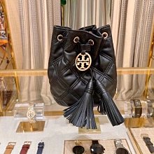 ╭☆包媽子店☆Tory Burch CHELSEA QUILTED DRAWSTRING BAG 小桶包 | Yahoo奇摩拍賣