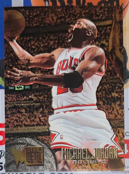 (760) 1995-96 Fleer METAL #13 Michael Jordan !