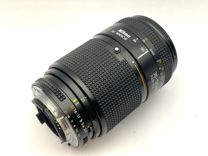 大特価販売 ニコンズームレンズ35-135mm 1:3.5-4.5 - カメラ