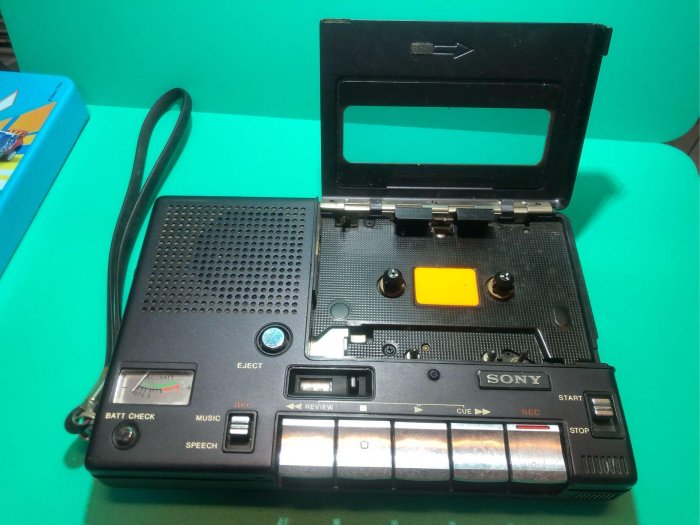 ［二手隨身聽］早期SONY  CASSETTE-CORDER TC-1100B  錄音卡帶隨身聽 待修機 早期記者訪問使用機