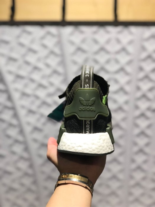 Nmd r1 pk night clearance cargo