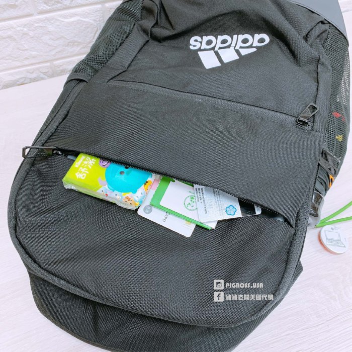 【豬豬老闆】ADIDAS BACKPACK 黑白色 LOGO 水壺袋 運動背包 後背包 書包 筆電包 DM2909