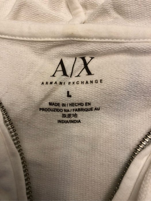 A X armani exchange T 3