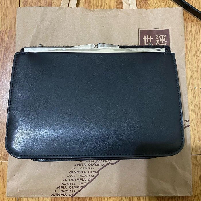 小ck 黑色包包 CHARLES & KEITH 黑色包包 方形包 包包 背包 側背包 單肩 簡約 小ck 斜挎包 斜跨 側背斜挎包包 黑色單肩背