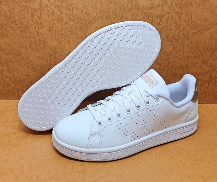 ✩Pair✩ 愛迪達 ADIDAS ADVANTAGE 女鞋 休閒運動 F36223 白金 厚鞋墊 柔軟舒適 皮革面 防潑水 NEO