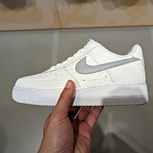 南🔥2023 6月 NIKE Air Force 1 07 Low 女鞋 白灰色 全白色 AF1 FJ4823-100