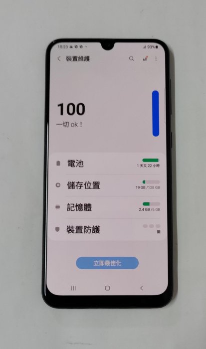 三星Galaxy  A50 6.4吋 20 : 9 全螢幕智慧型手機 6G /128G 大記憶體 Android 11 二手 外觀九成五新 使用功能正常