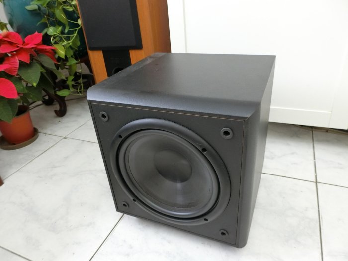 美國 Infinity SSW-10 吋超重低音喇叭(usher  jbl B&W DYNAUDIO elac )