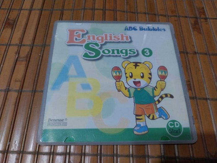 [阿娟雜貨店]B-4--巧連智 ABC Bubbles Enlish Songs 3 CD(盒子有破損)