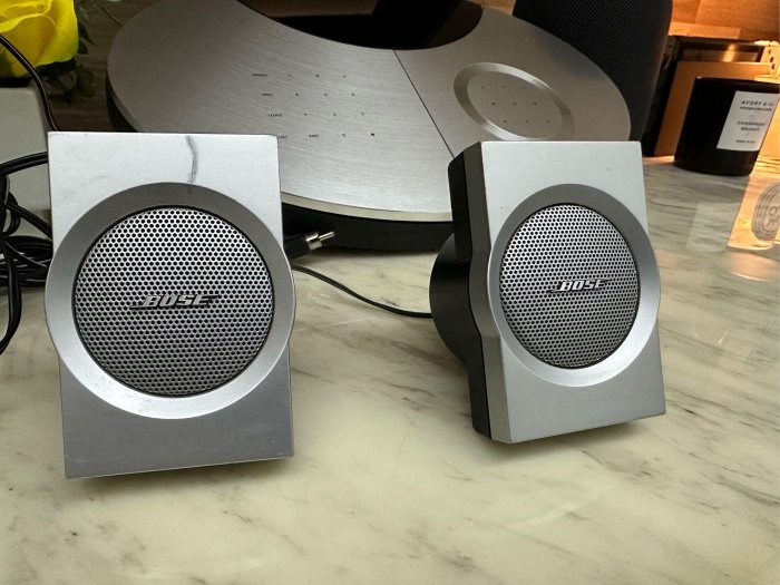 Bose  companion 3多媒體揚高音喇叭