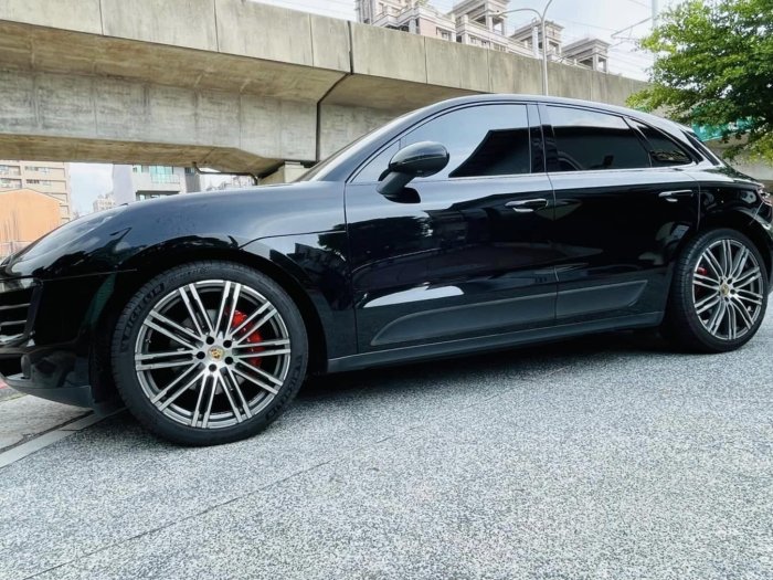 Porsche Macan S GTS 安裝BC BR避震器~CAYENNE 958 958.2 E3 9Y0 95B可