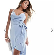 (嫻嫻屋) 英國ASOS-Lavish Alice時尚設計藍色垂墜領細肩帶不規則荷葉摺邊裙洋裝禮服AE24