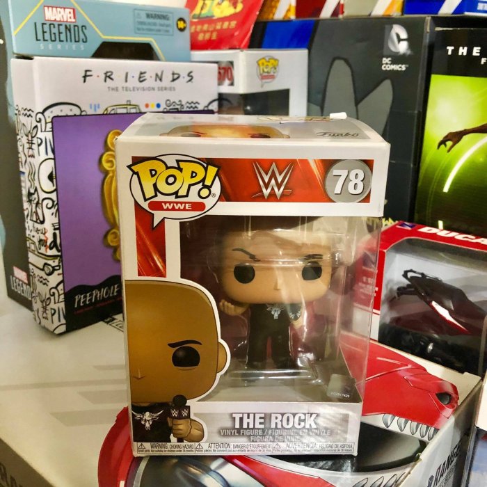 【空運正品】POP! WWE Raw 傳奇摔角手 The Rock 巨石強森 擺件 模型 收藏品 FUNKO