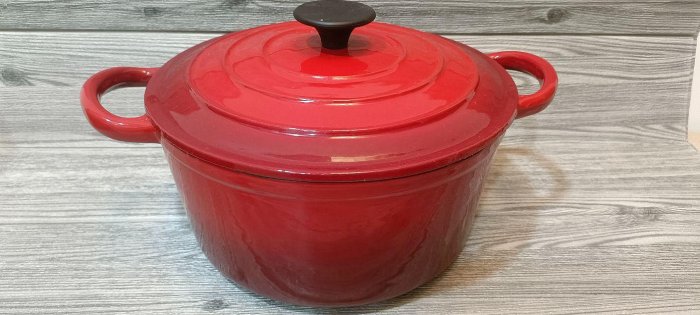 琺瑯鑄鐵鍋 富貴紅 二手 有盒裝 紅色很美 鑄鐵鍋