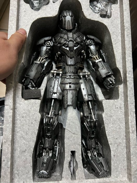 Hot Toys MMS237 1/6 鋼鐵人2 Iron Man 2 鞭狂 鞭狂裝甲合金 Mark 2 二手美品