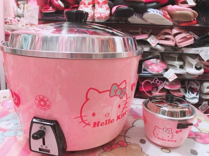 ♥小花花日本精品♥ Hello Kitty 限量粉色大同電鍋 大同10人份電鍋 蒸口罩必備 造型可愛 現貨