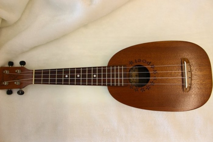 【老羊樂器店】 Rainie P-30 Ukulele 烏克麗麗 鳳梨型 桃花心木 全單板 21吋