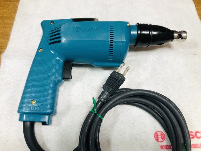 "外匯嚴選" makita 牧田 6820V 電動起子機 自攻螺絲 輕鋼架 石膏板 中古/二手/日本原裝