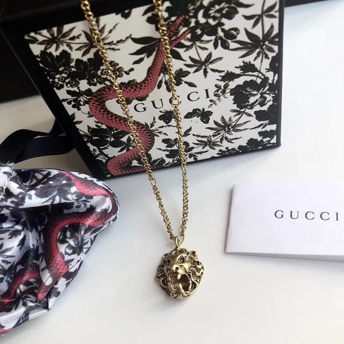 義大利奢侈時裝品牌Gucci獅子頭造型吊墜項鍊 代購
