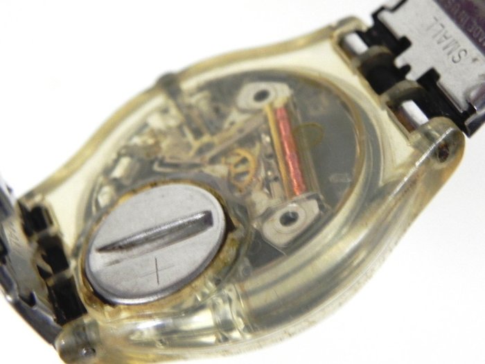 造形錶 [SWATCH 1113] SWATCH 羅伯特-約簡圓型錶[金色指針]石英/中性/新潮錶
