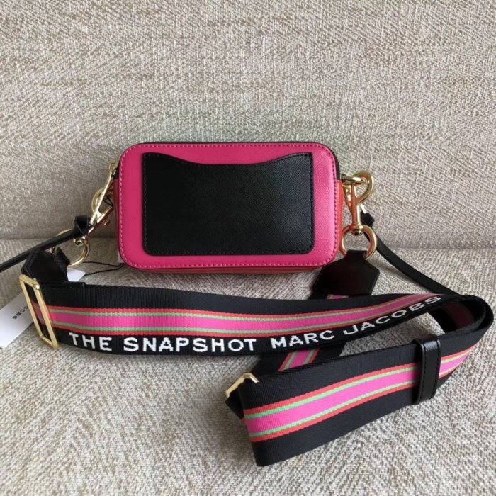 ╭☆包媽子店☆MARC JACOBS Snapshot 2019 新色復古小方包相機包~((NEW BAGS))