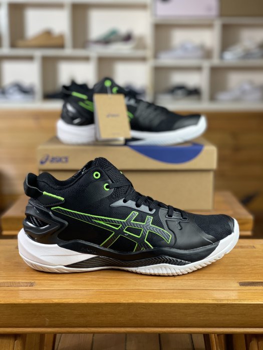 ASICS亞瑟士 GELBURST 26 限量版男款實戰籃球鞋 1063A047-101