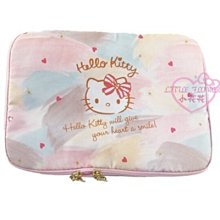 ♥小花花日本精品♥ Hello Kitty雙格多功能收納包 萬用包 有固定刷具處 拉鍊袋 旅行外出收納好幫手~3