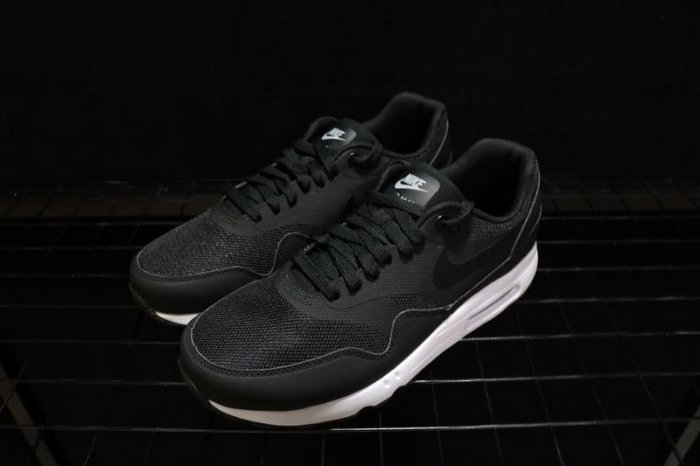 Nike Air Max 1 Ultra 2.0 Essential 875679-002 黑白 運動休閒跑鞋