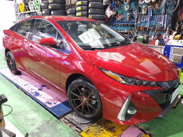 TOYOTA  17吋輕量化鋁圈  ALTIS 炫壓鍛造  TOYOTA Prius PHV 電動車 5X100 8J