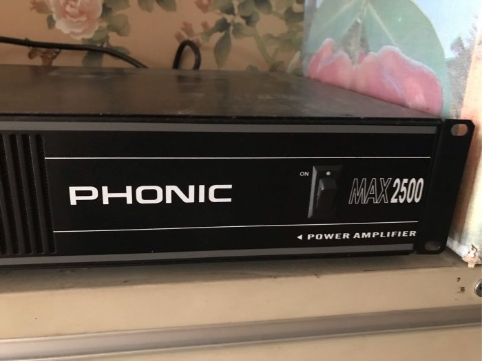 （音之城）phonic max 2500擴大機