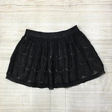 【愛莎＆嵐】 MOMA 女 黑色鬆緊蕾絲短裙/40 11304 17
