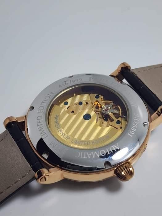 PARKER PHILIP派克菲利浦 飛返指針 晶鑽鏤空 擺輪限量機械錶，原標價五萬多。（附原廠木盒、保卡）