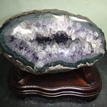 【競標網】天然高檔烏拉圭紫水晶小型晶洞5.6公斤(贈特製木座)(網路特價品、原價10000元)限量一件