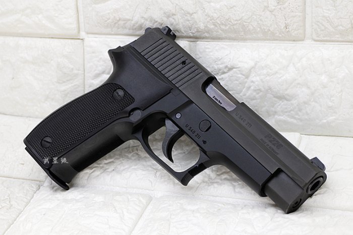 台南 武星級 鋼製 SIG SAUER P226 手槍 瓦斯槍 附 胡桃木收納盒( 精品收藏GBB槍BB彈模型槍玩具槍