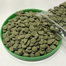 微笑的魚水族☆底棲黃金高纖維半浮餅片(沉底飼料)===100g/小顆粒 異形.異型