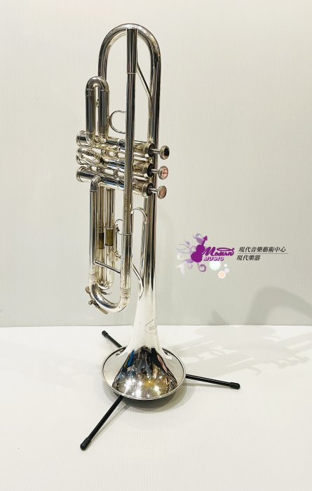 【現代樂器】全新台製 小號架 小喇叭架 TRUMPET STAND 可收納在小喇叭口內 不佔空間