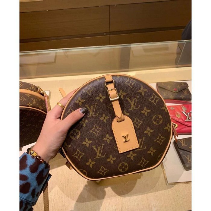 LV BOITE CHAPEAU SOUPLE 經典款 圓型包 軟殼 牛皮 兩用包 肩背 斜跨 M52294 現貨