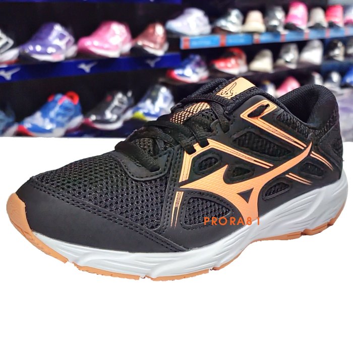 鞋大王Mizuno K1GA-230121 黑X橘 MAXIMIZER 25 基本款慢跑鞋【寬楦/X10外底】176M