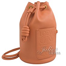 【茱麗葉精品】全新精品 LOEWE 專櫃商品 SAILOR 經典徽章LOGO肩斜背束口水桶包.粉橘 小 現貨