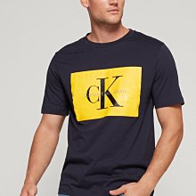 ☆【CK男生館】☆【Calvin Klein LOGO印圖短袖T恤】☆【CK001Y3】(S-M)