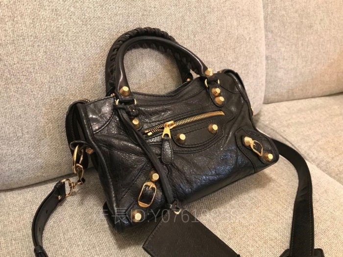 極美二手正品BALENCIAGA 300295 黑色 金扣 Mini City bag 機車包（已售）