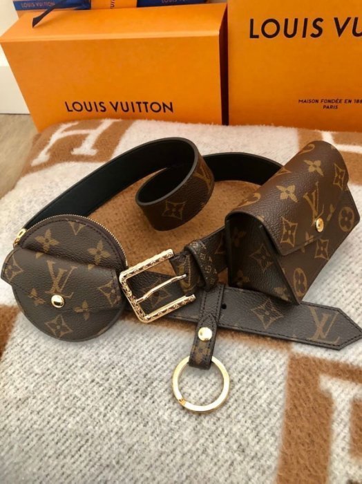 LV M0236Y Daily Multi Pocket 腰包皮帶 82 cm