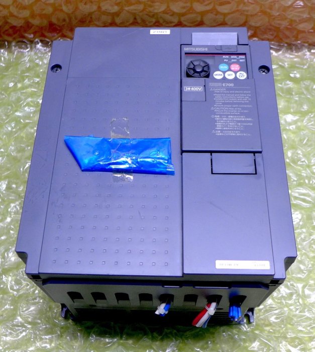 三菱MITSUBISHI E700系列 FR-E740-11K變頻器 PLC 控制器 人機介面 伺服驅動器 伺服馬達