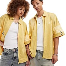 (嫻嫻屋) 英國ASOS-adidas Originals 黃色襯衫領短袖拉鍊上衣AD24